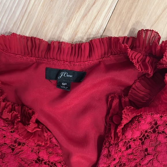 J.Crew red lace shell top with ruffle neck - Picture 3 of 3